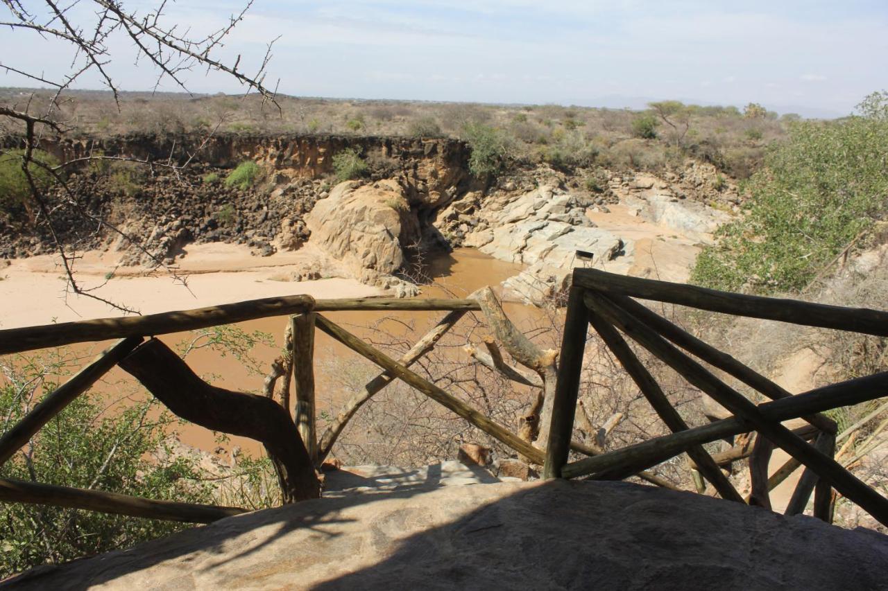 Willa Lion'S Cave Camp, Samburu Archers Post Zewnętrze zdjęcie