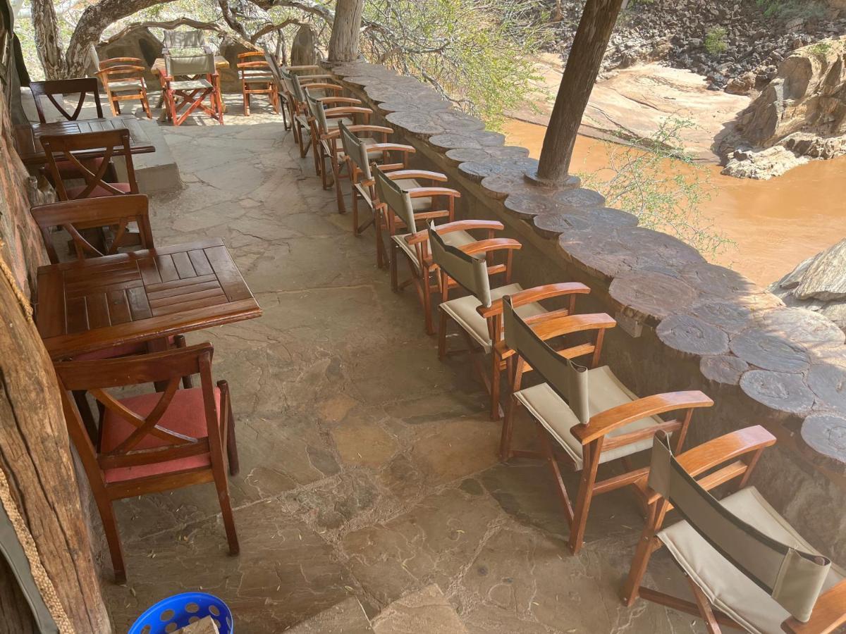 Willa Lion'S Cave Camp, Samburu Archers Post Zewnętrze zdjęcie