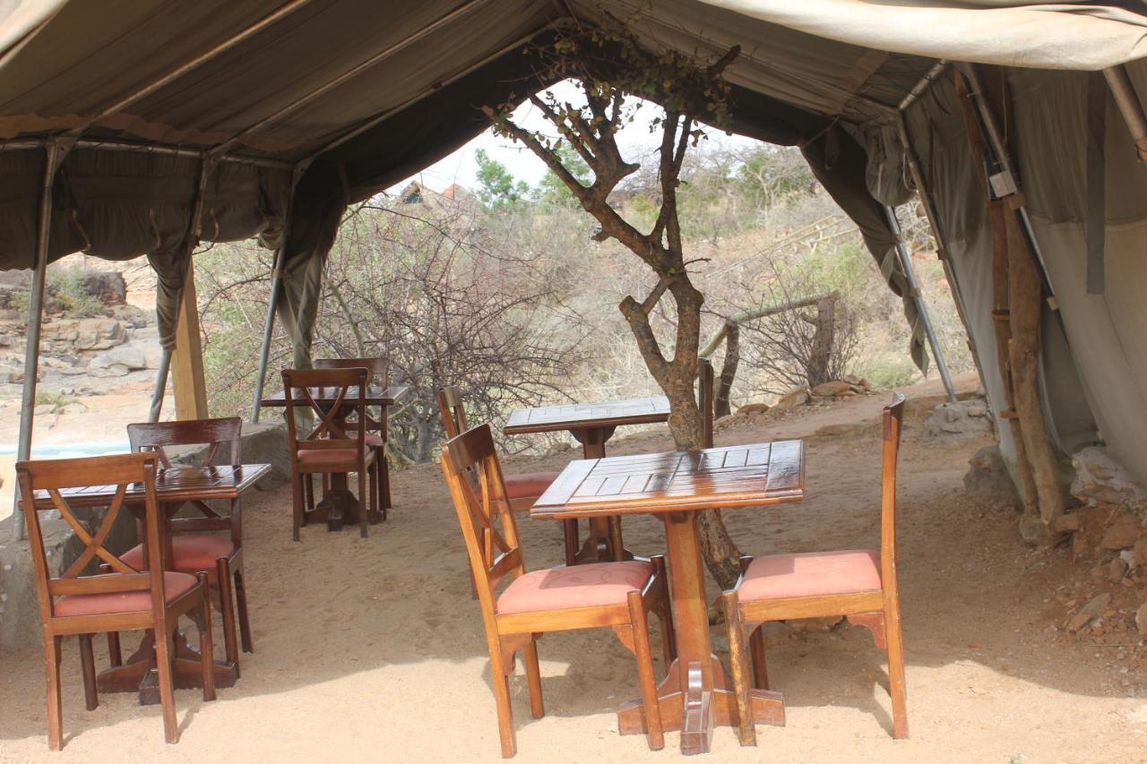 Willa Lion'S Cave Camp, Samburu Archers Post Zewnętrze zdjęcie