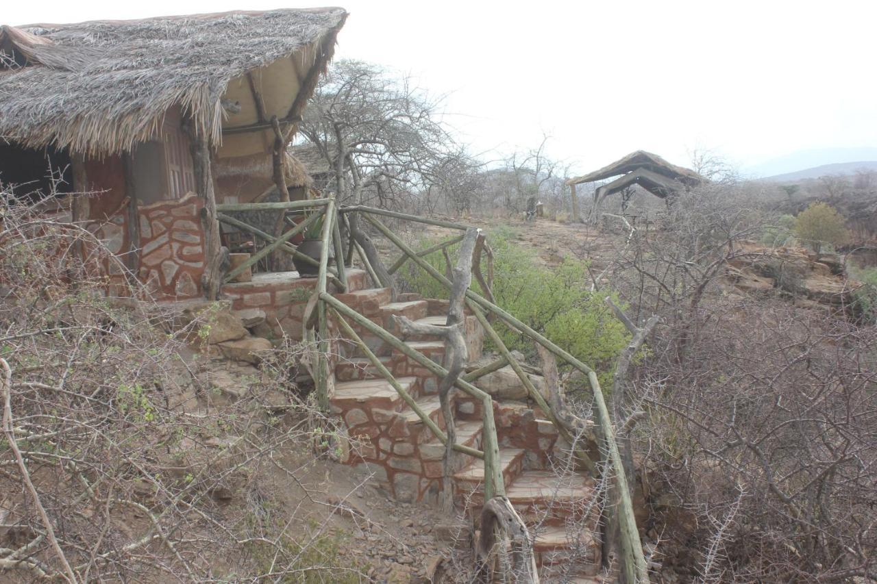 Willa Lion'S Cave Camp, Samburu Archers Post Zewnętrze zdjęcie
