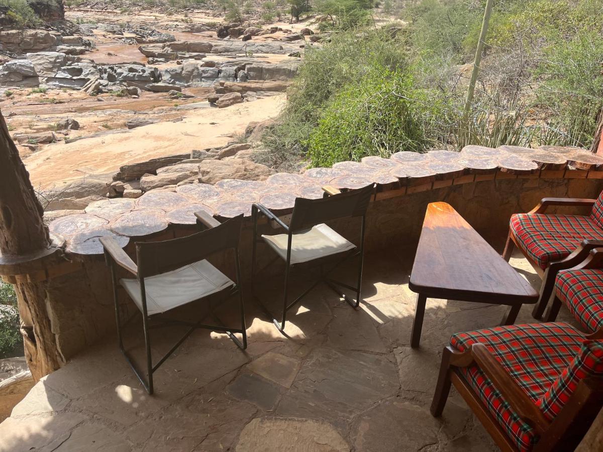 Willa Lion'S Cave Camp, Samburu Archers Post Zewnętrze zdjęcie